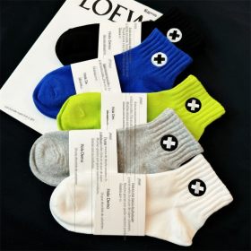 Calcetines masculinos calcetines de algodón puro calcetines de otoño e invierno hombres calcetines de tubo medio calcetines bordados negros calcetines masculinos calcetines deportivos desodorantes calcetines sin hueso