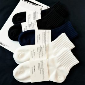 Calcetines de algodón puro calcetines de tubo medio calcetines deportivos de algodón para hombres y mujeres calcetines deportivos para estudiantes en todas las estaciones desodorantes de la temporada de primavera y otoño nuevos calcetines de algodón para hombres explosivos